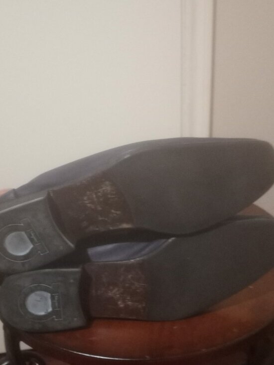SALVATORE FERRAGAMO BLUE LEATHER BUCKLE DETAIL LOAFERS Sz 7.5D MADE IN ITALY main image 2